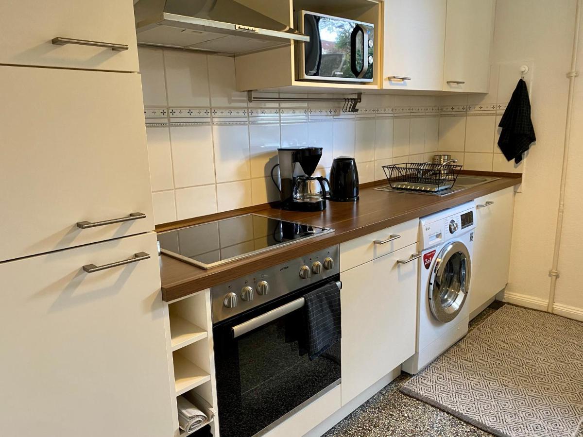 Zentrumsnahe schöne Altbauwohnung bis 4 Personen Flensburg Exterior foto